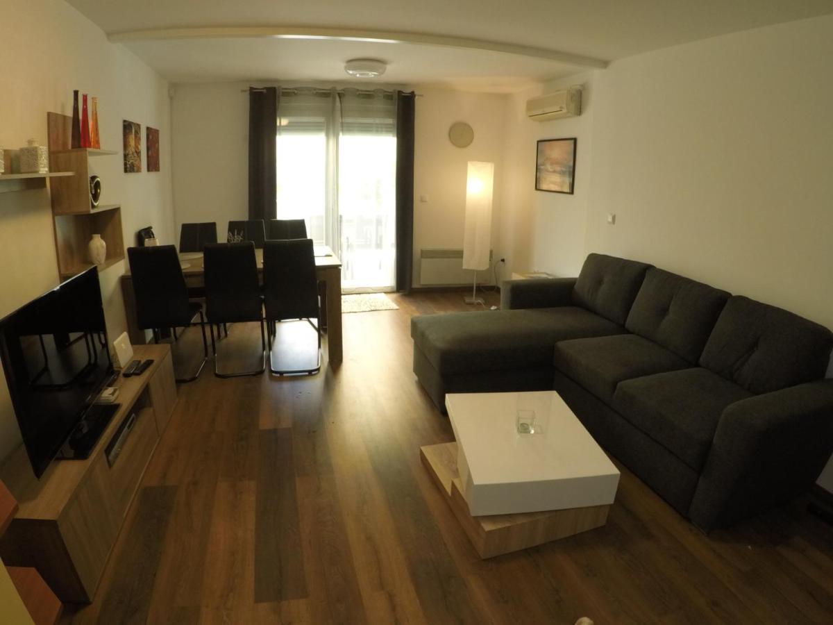 Apartment Zara Dramalj Extérieur photo