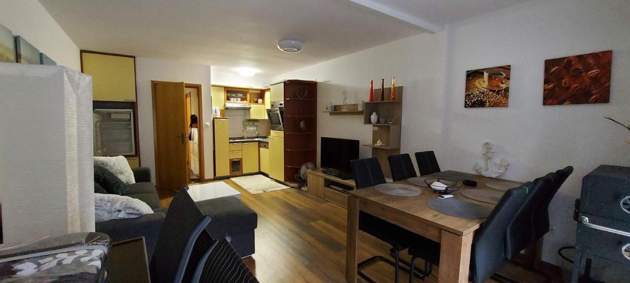 Apartment Zara Dramalj Extérieur photo